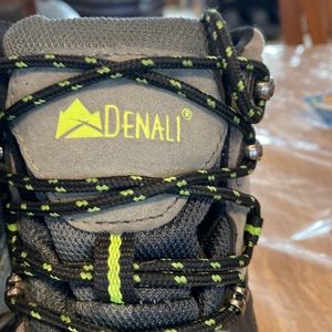 DENALI mountain boots